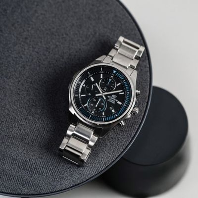 Casio EDIFICE Classic EFR-S572D-1AVUEF 256 фото